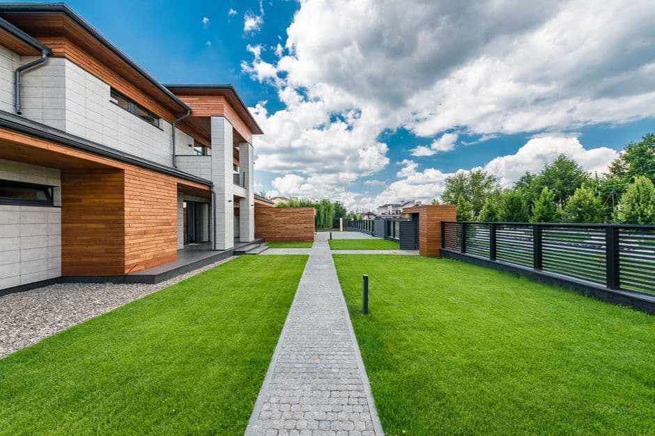 Namų apsauga atostogų metu: kaip apsaugoti namus, kol jūsų nėra